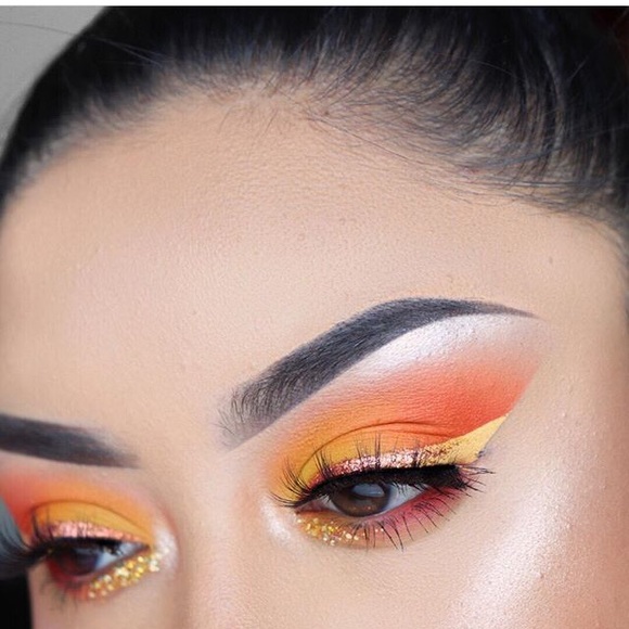 Ace Beaute Classical Paradise EyeShadow Palette BNIB - Picture 15 of 16